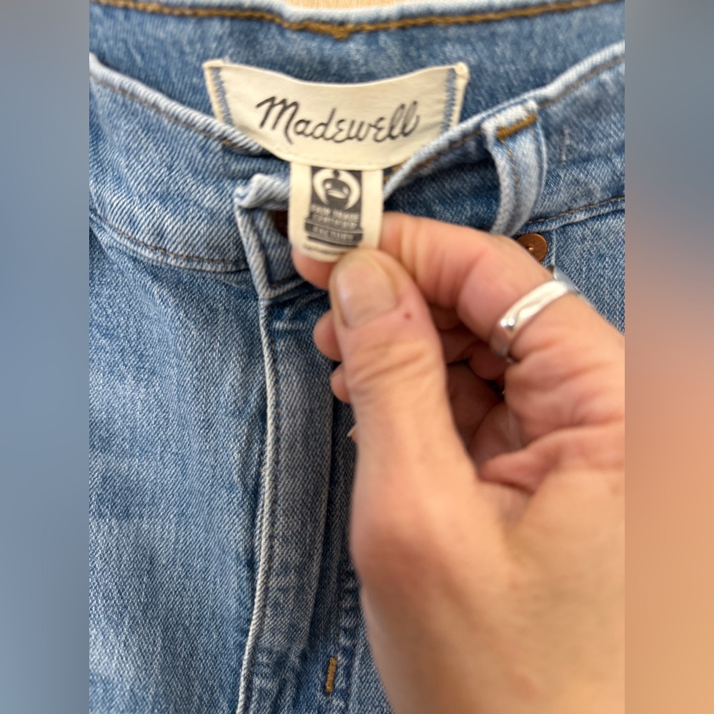 Madewell High-Rise Flare Jeans in Caine Wash - Picture 11 of 16